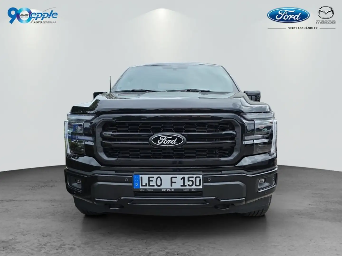 Ford F 150 LARIAT Black Edition *deutsches Modell* Černá - 2