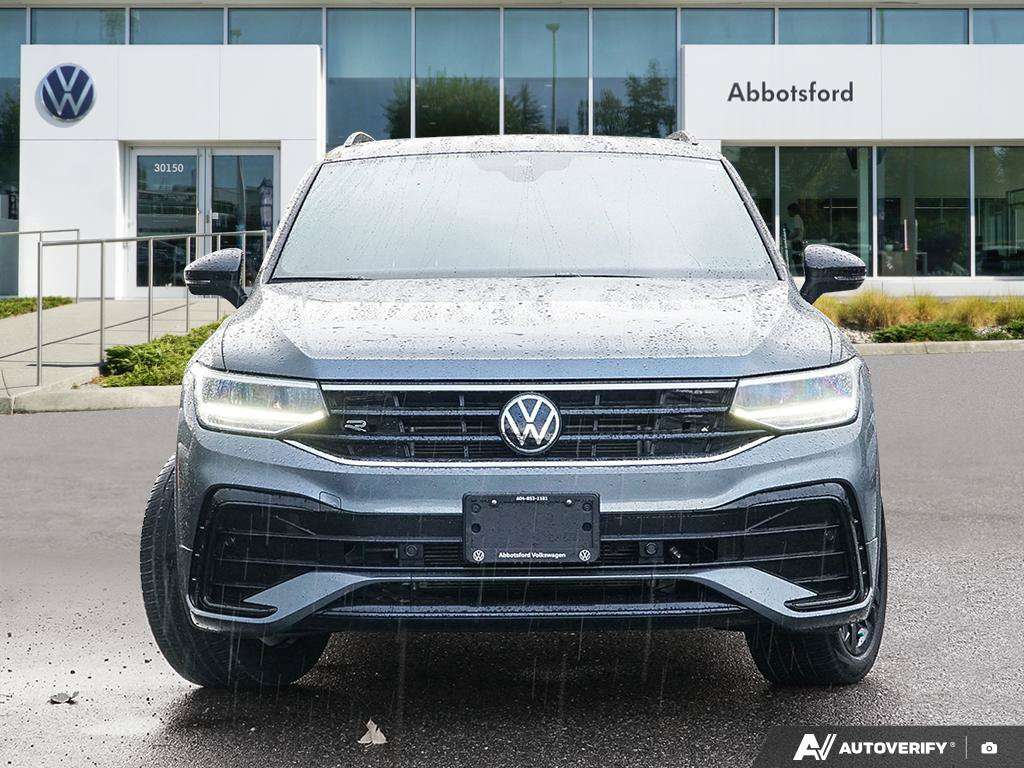 2024 Volkswagen Tiguan Comfortline R-Line Black Edition — снимка 2