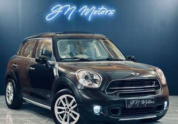 COOPER S 190 ALL4 BVA Excellent état Toit ouvrant Attelage Garantie 12 mois