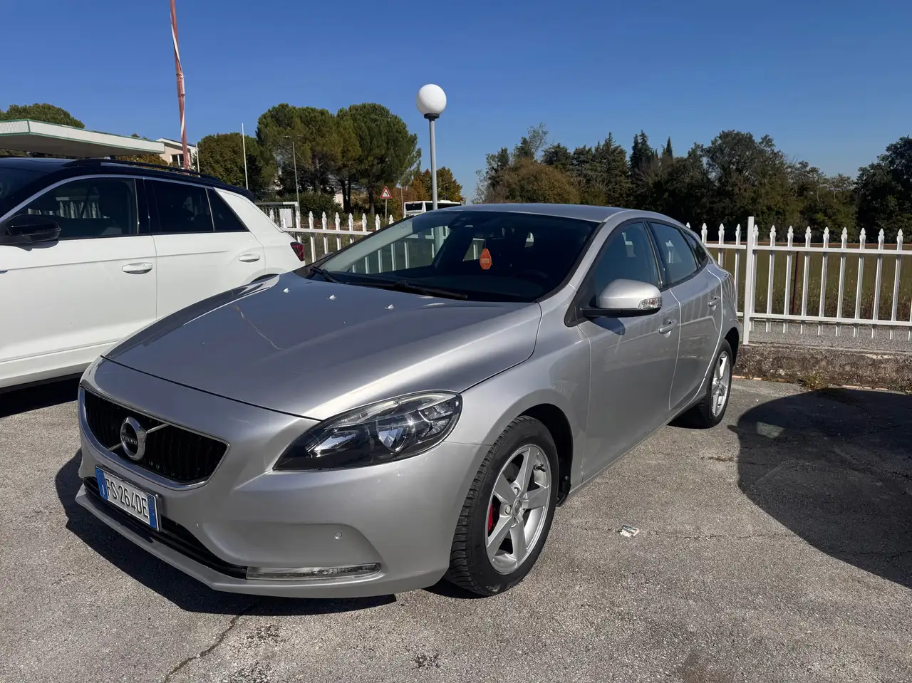 Volvo V40