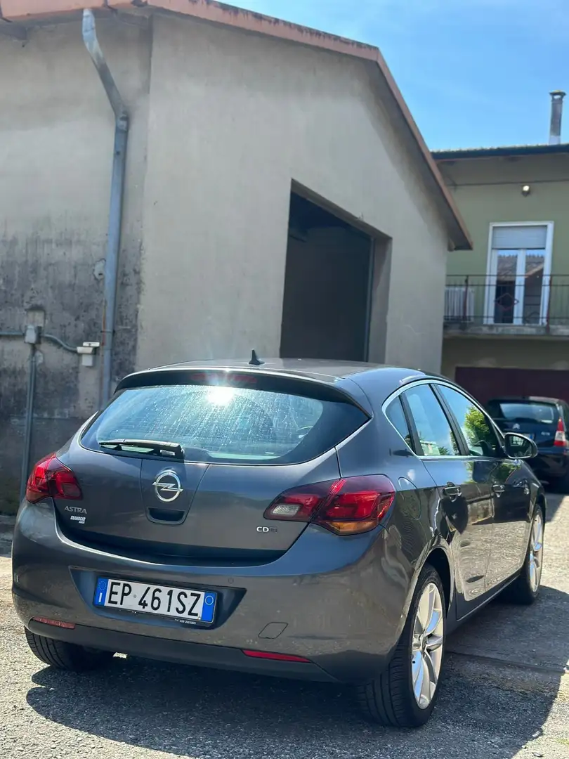 Opel Astra 5p 1.7 td GLS (edition) - 1