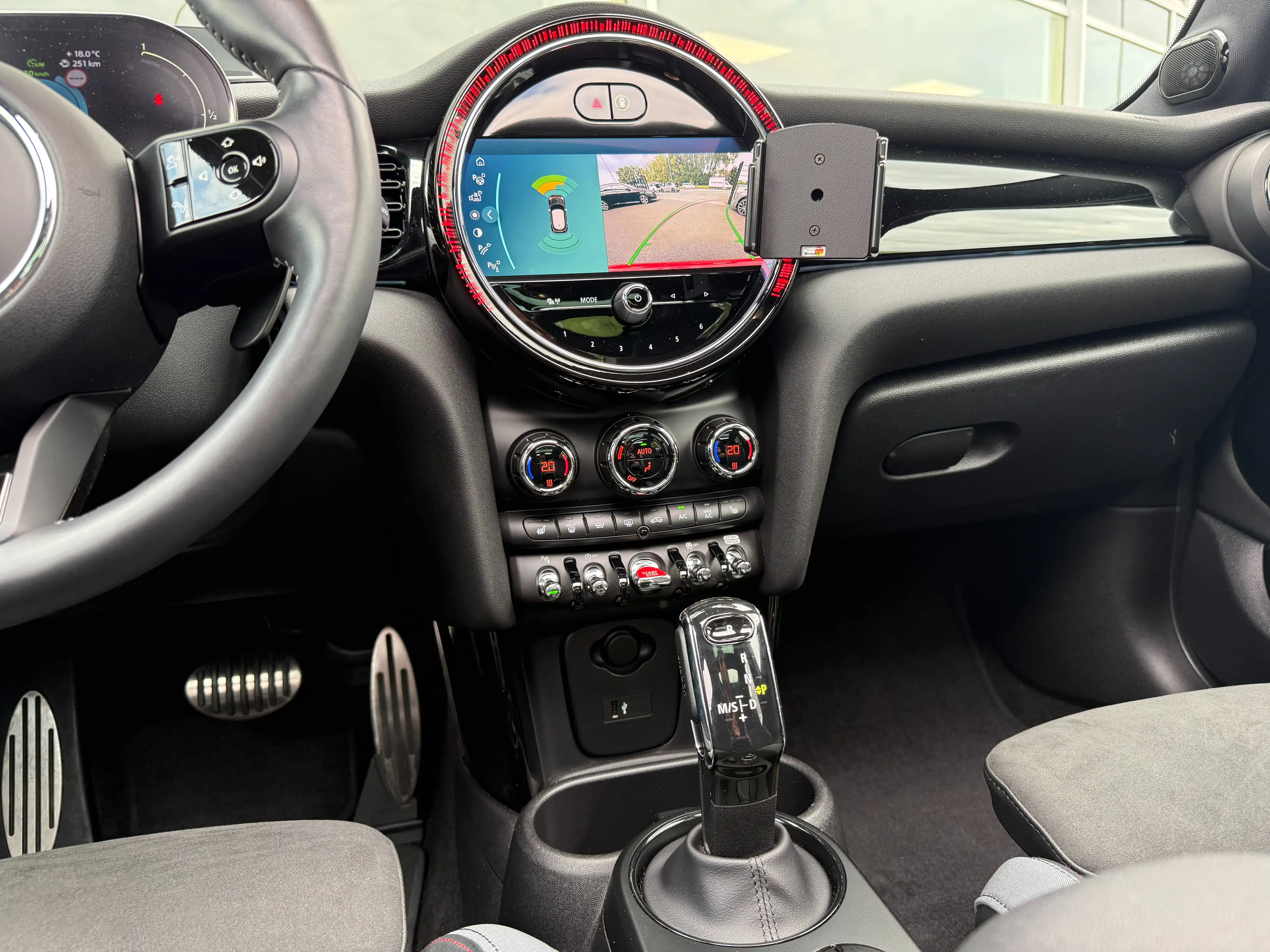 MINI Cooper S JCW KIT / PANODAK / CARPLAY / HEAD UP DISPLAY / ZETEL & STUURVERWARMING / — photo 27