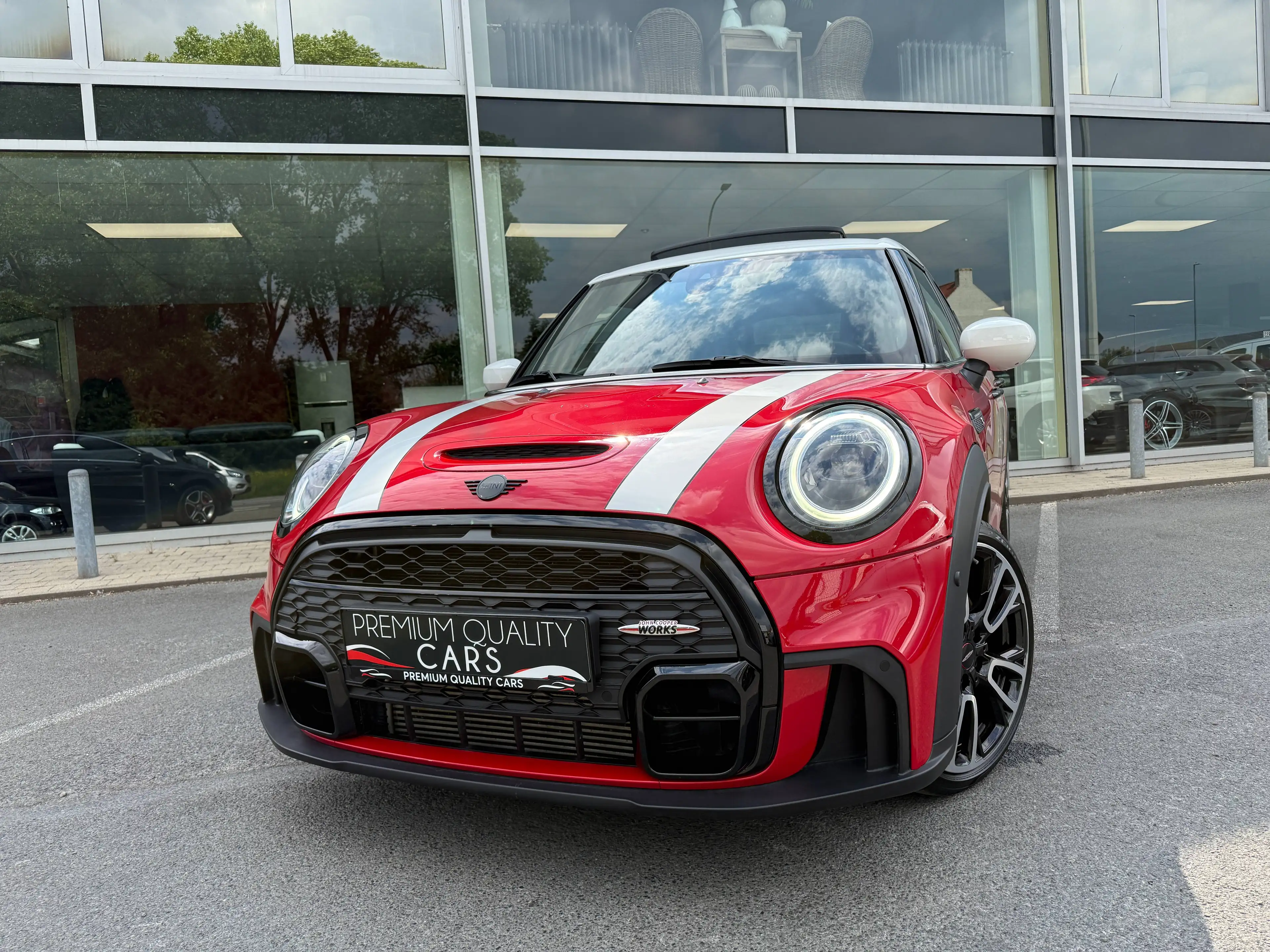 MINI Cooper S JCW KIT / PANODAK / CARPLAY / HEAD UP DISPLAY / ZETEL & STUURVERWARMING / — photo 3