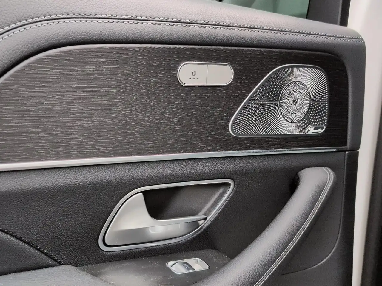Mercedes-Benz GLE снимка Mercedes-Benz GLE