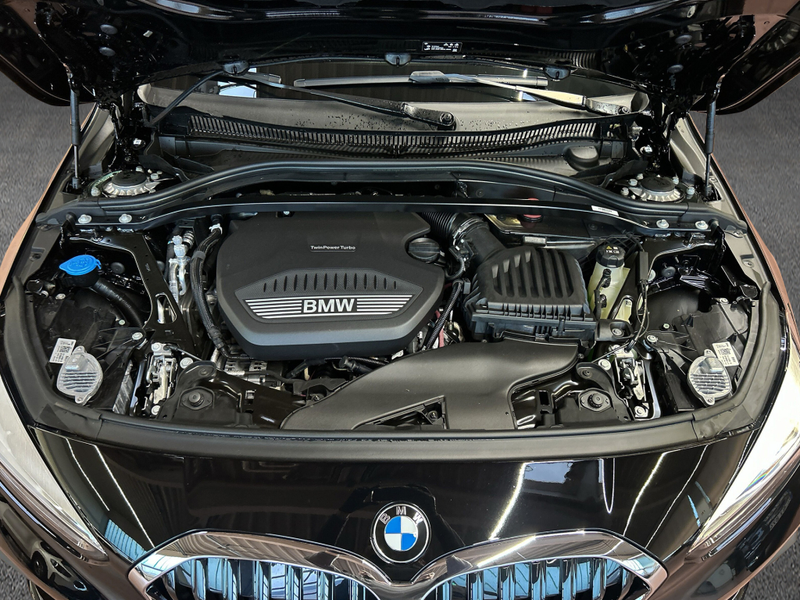 BMW 120 d xDrive Aut. Advantage — photo 8