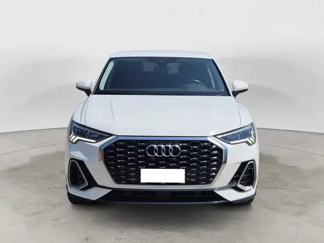 Audi Q3 view 2