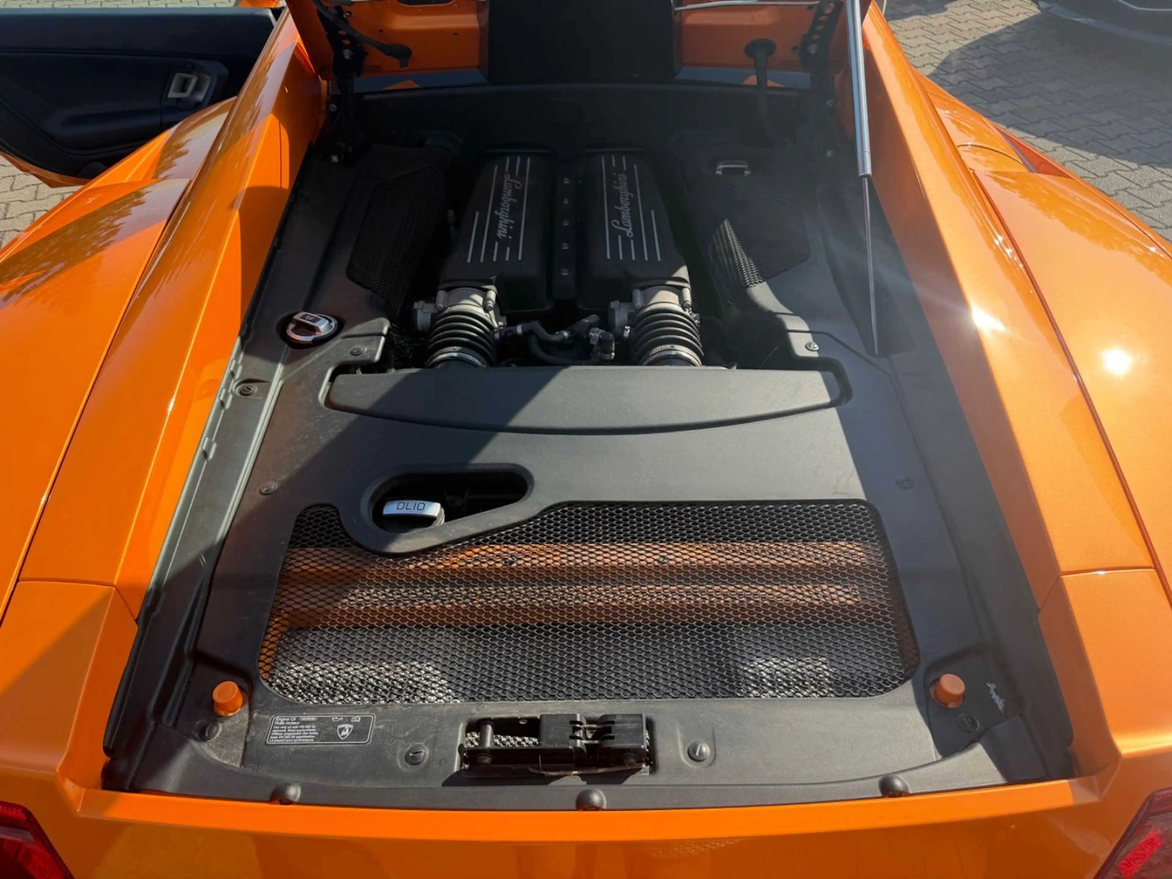 Lamborghini Gallardo LP 560-4 — photo 11