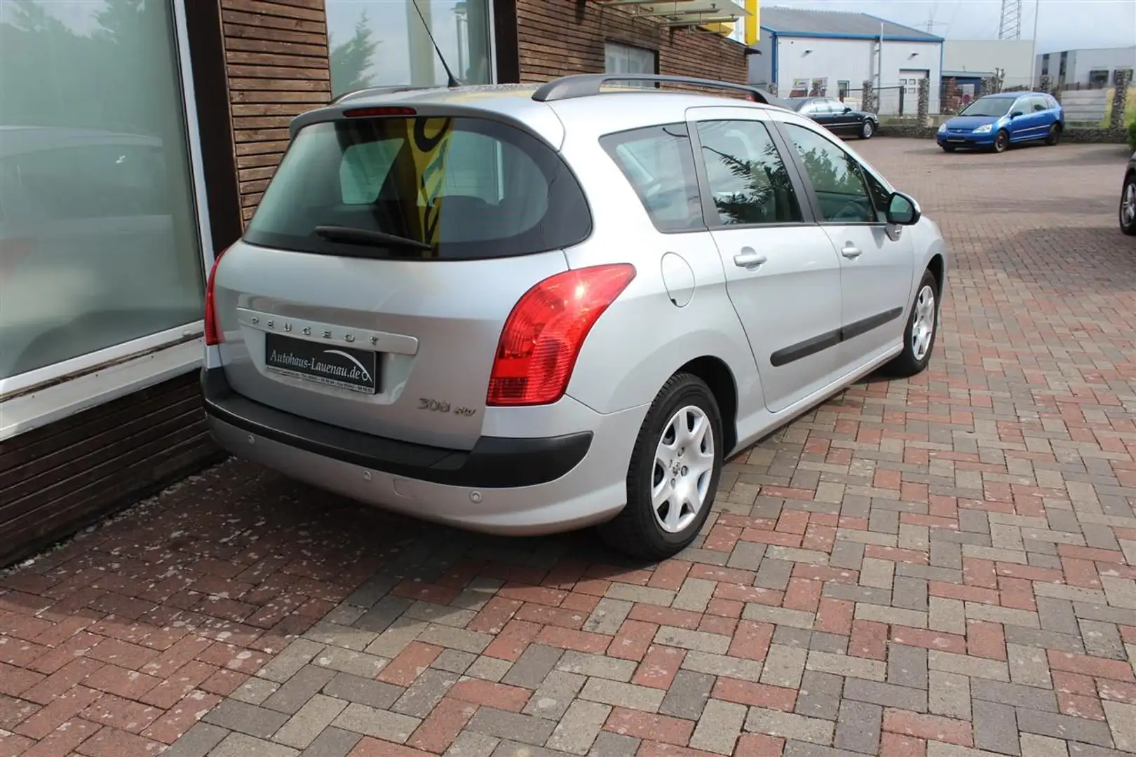Peugeot 308 1.6 HDi, Navi, PDC, Tempomat Silber - 2