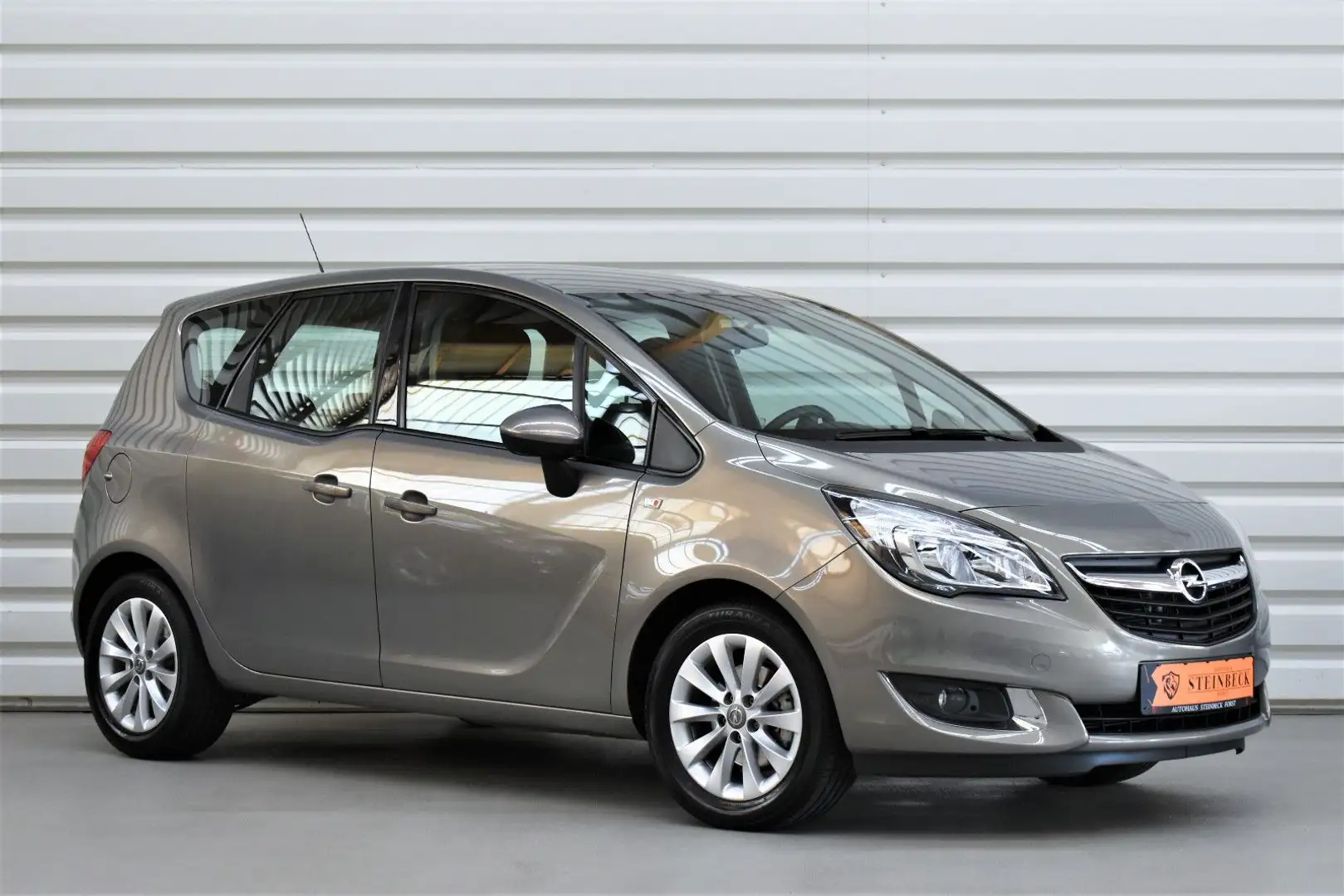 Opel Meriva B Style+1.Hand+Nur 27.300KM+Tempomat+AHK Grau - 1