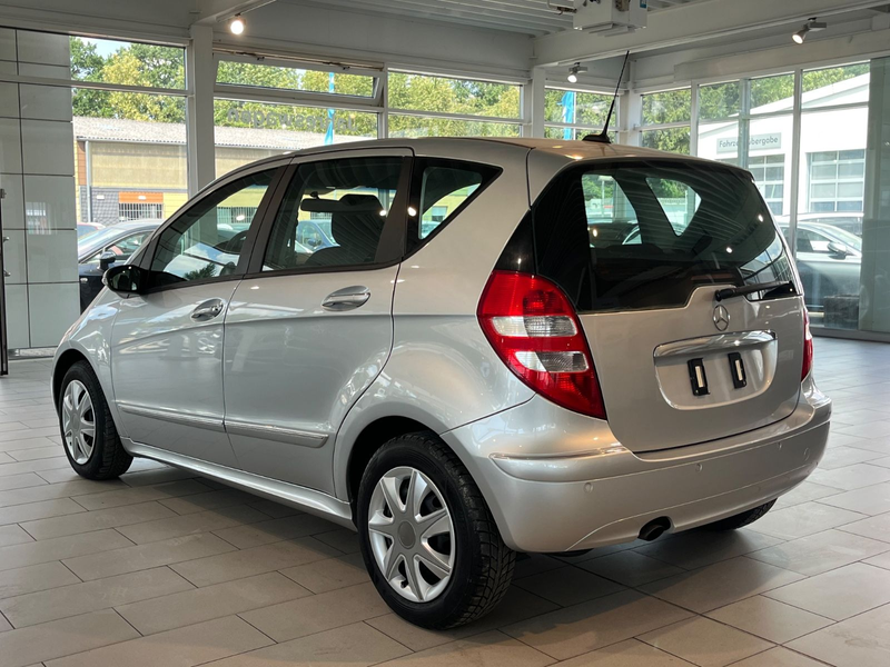 Mercedes-Benz A 150 A A 150*KLIMA*AUTOMA.*BLUET.*TEMP.*SHZ*PDC — photo 3