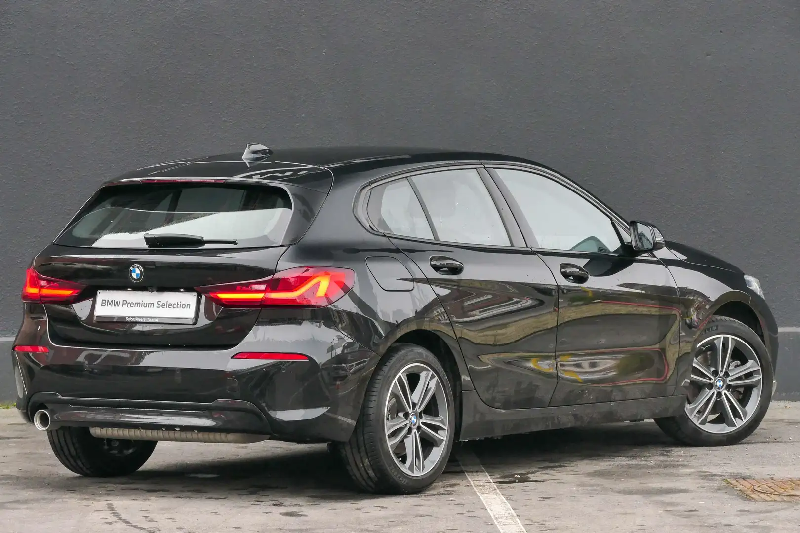BMW 116 116iA Hatch Sport Noir - 2
