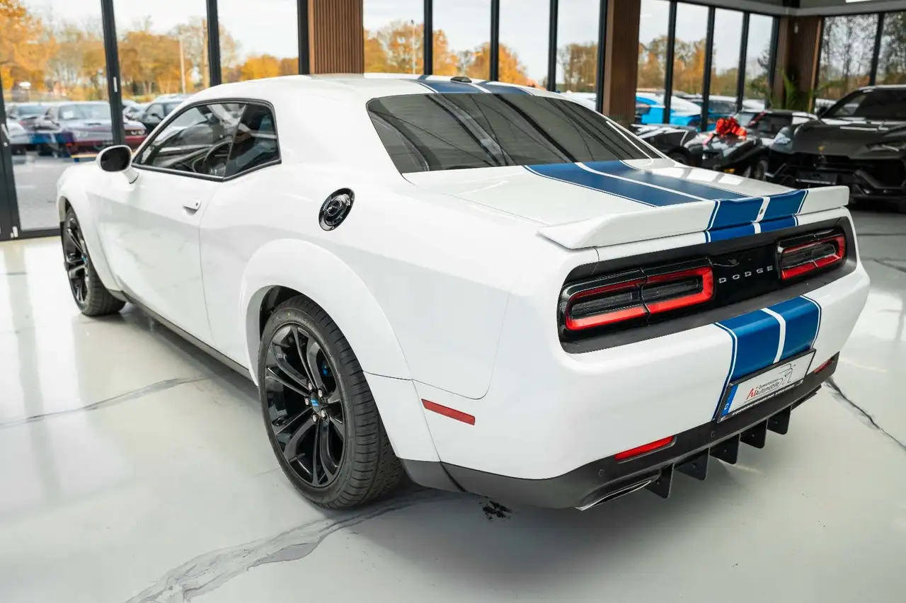 Dodge Challenger 2021