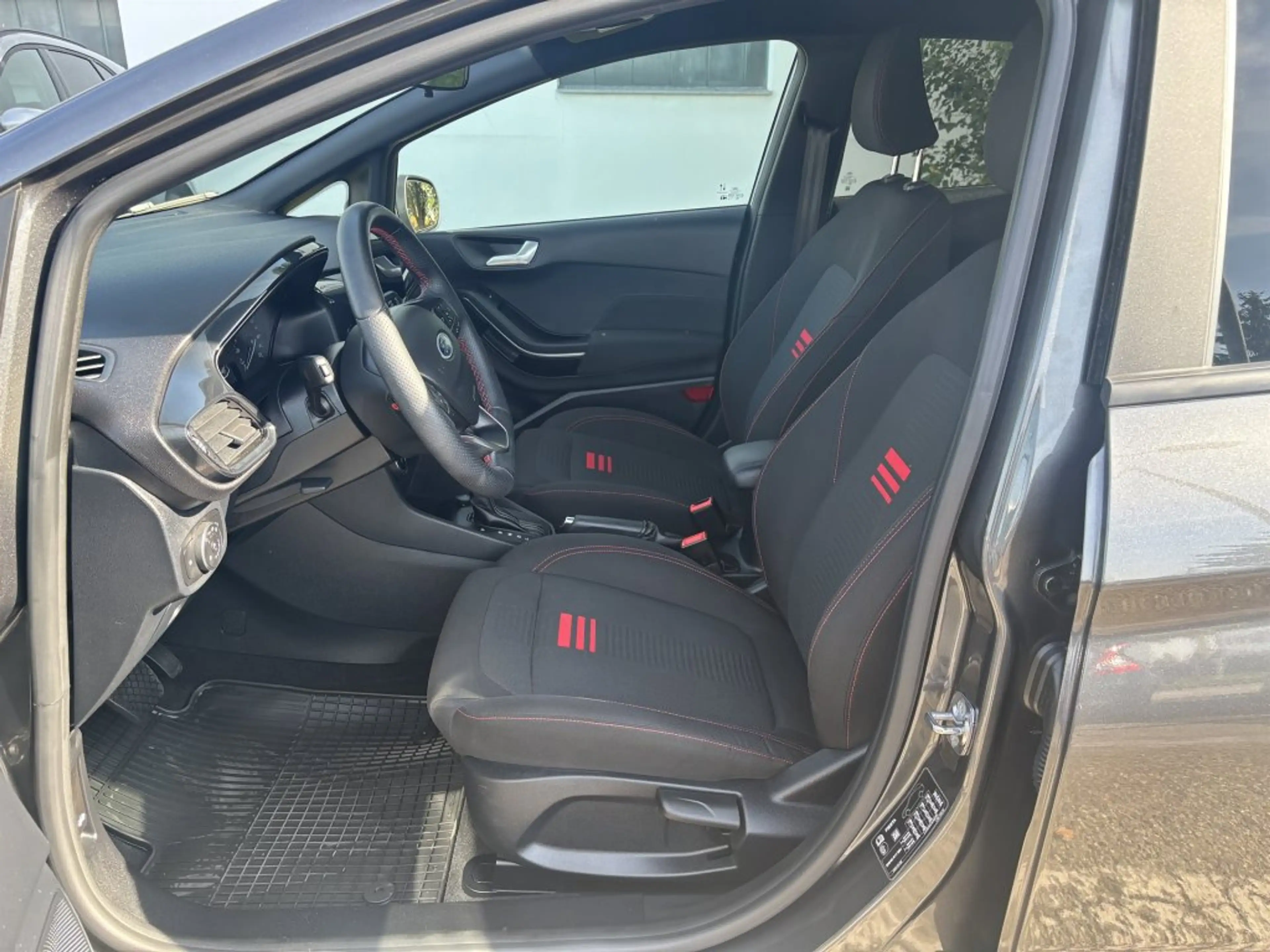Ford Fiesta 5trg. ST-Line 1.0EcoBoost mHEV 125PS Autom. — photo 9