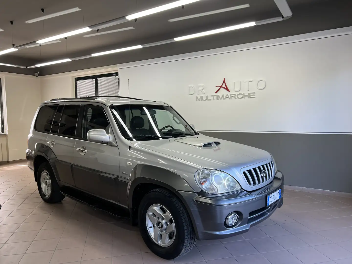 Hyundai Terracan 2.9 crdi Plus Nessun lavoro da eseguire Gris - 2