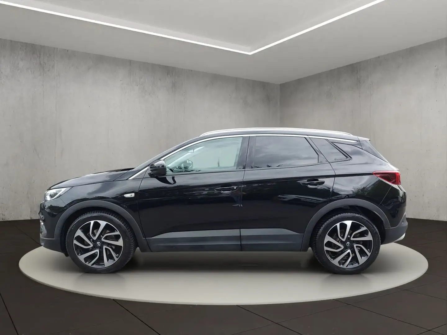 Opel Grandland X . Білий - 2
