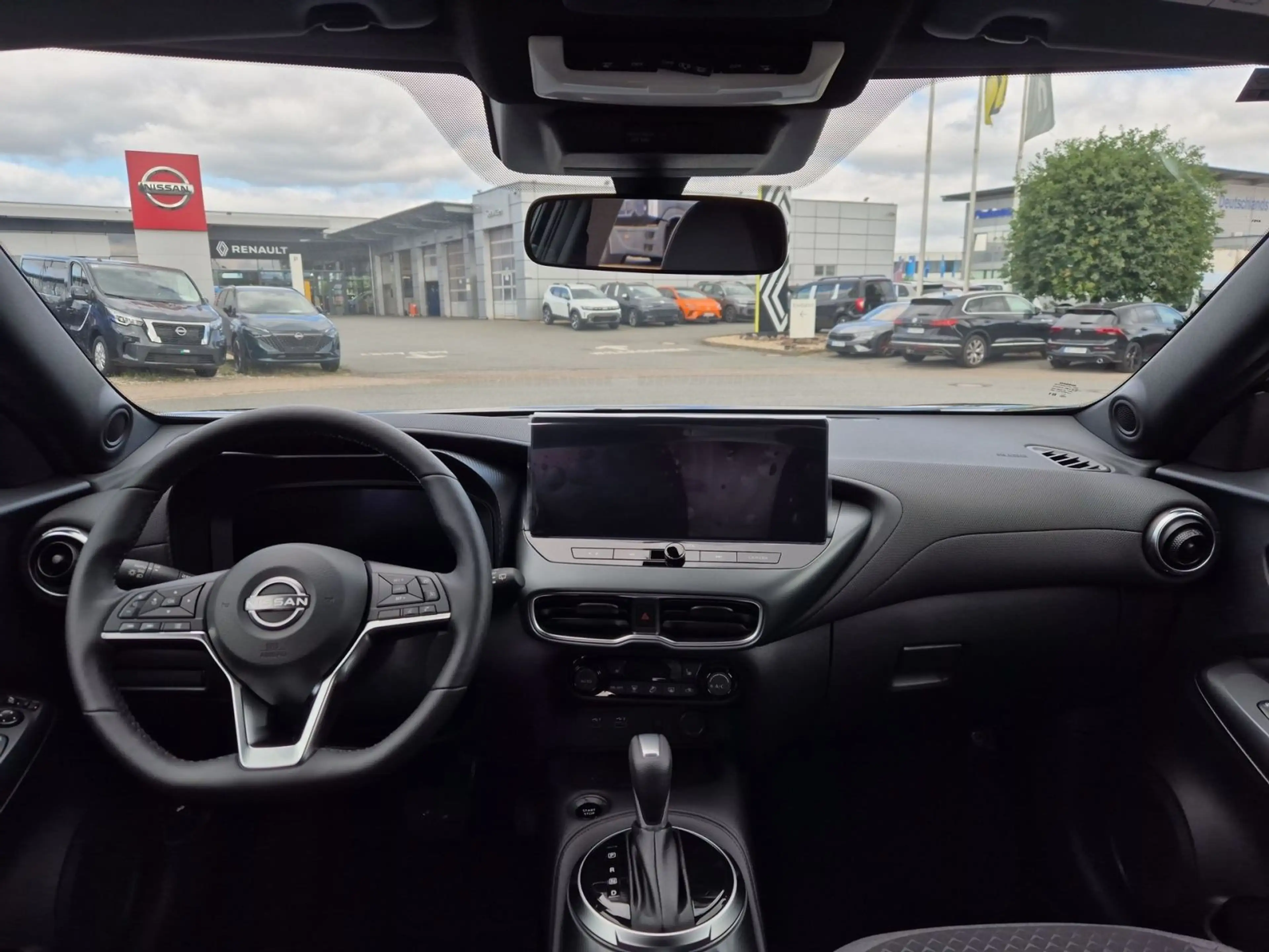 Nissan Juke 1.6 Hybrid N-Connecta Hybrid — photo 14