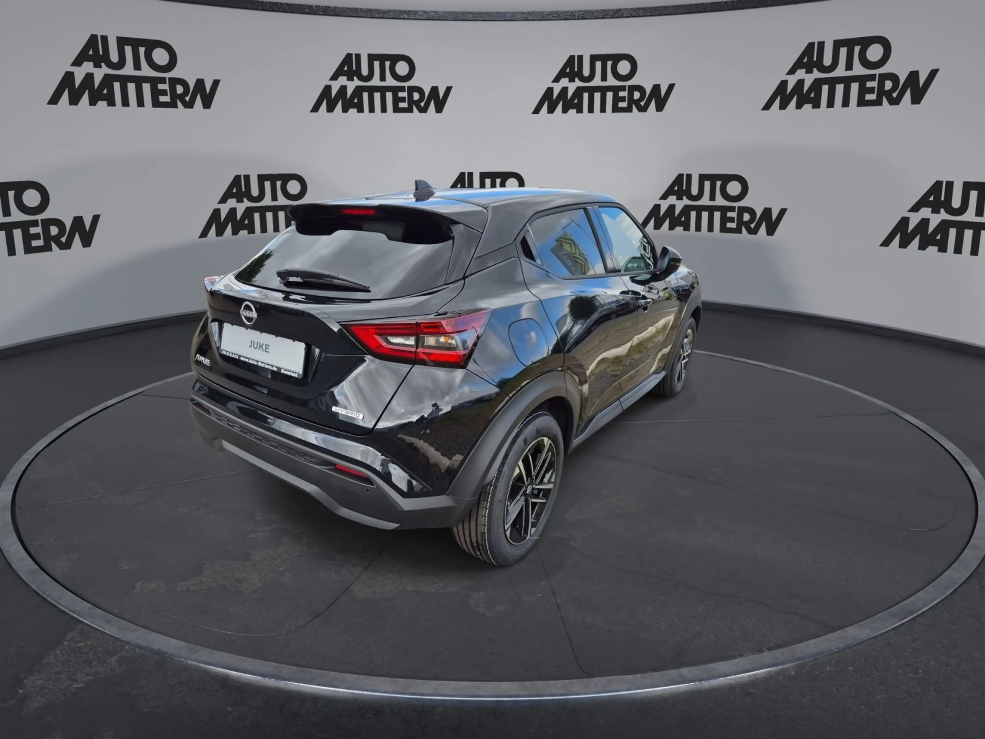 Nissan Juke 1.6 Hybrid N-Connecta Hybrid — photo 8