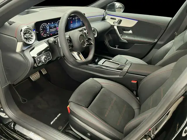 Mercedes-Benz Cla view 8