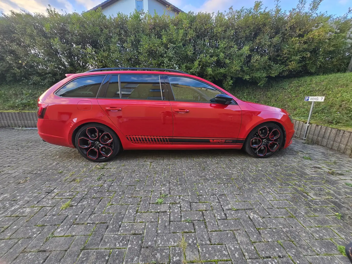 Skoda Octavia Combi 2.0 TSI DSG RS 245 - 2
