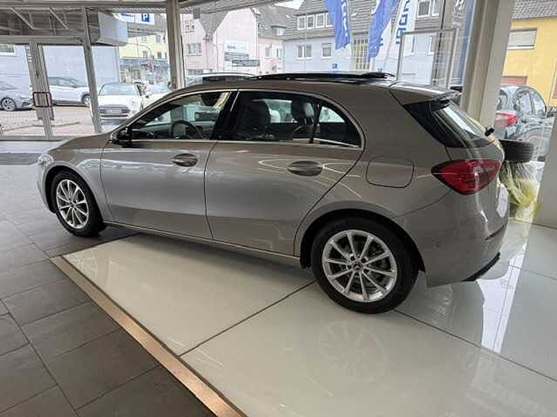 Mercedes-Benz A 180 Progressive A 180, Progressive*Navigation*Tempomat — photo 4
