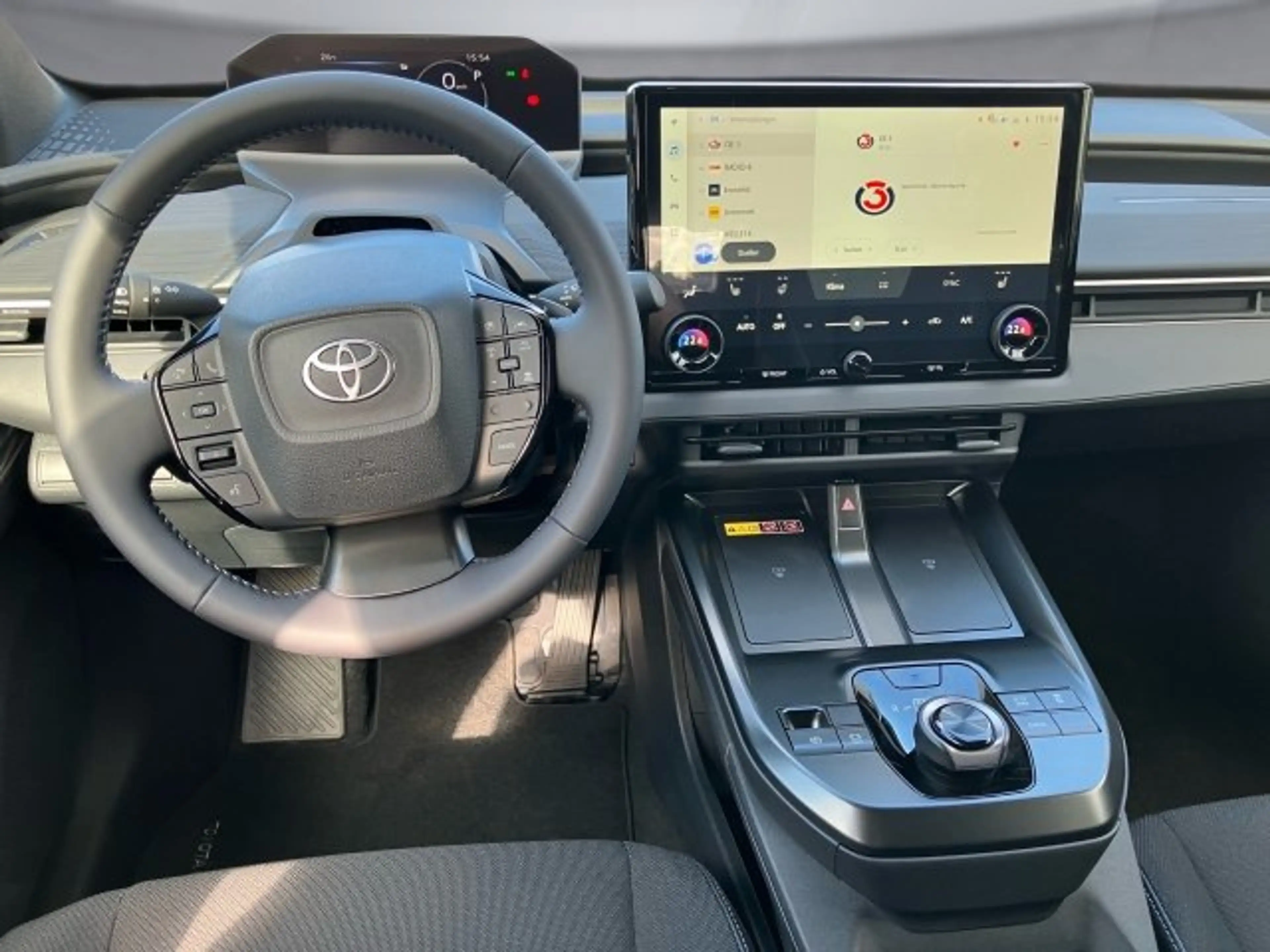 Toyota C-HR+ Toyota C-HR+ 5-Türer Teamplayer Elektromotor / 77 — photo 9