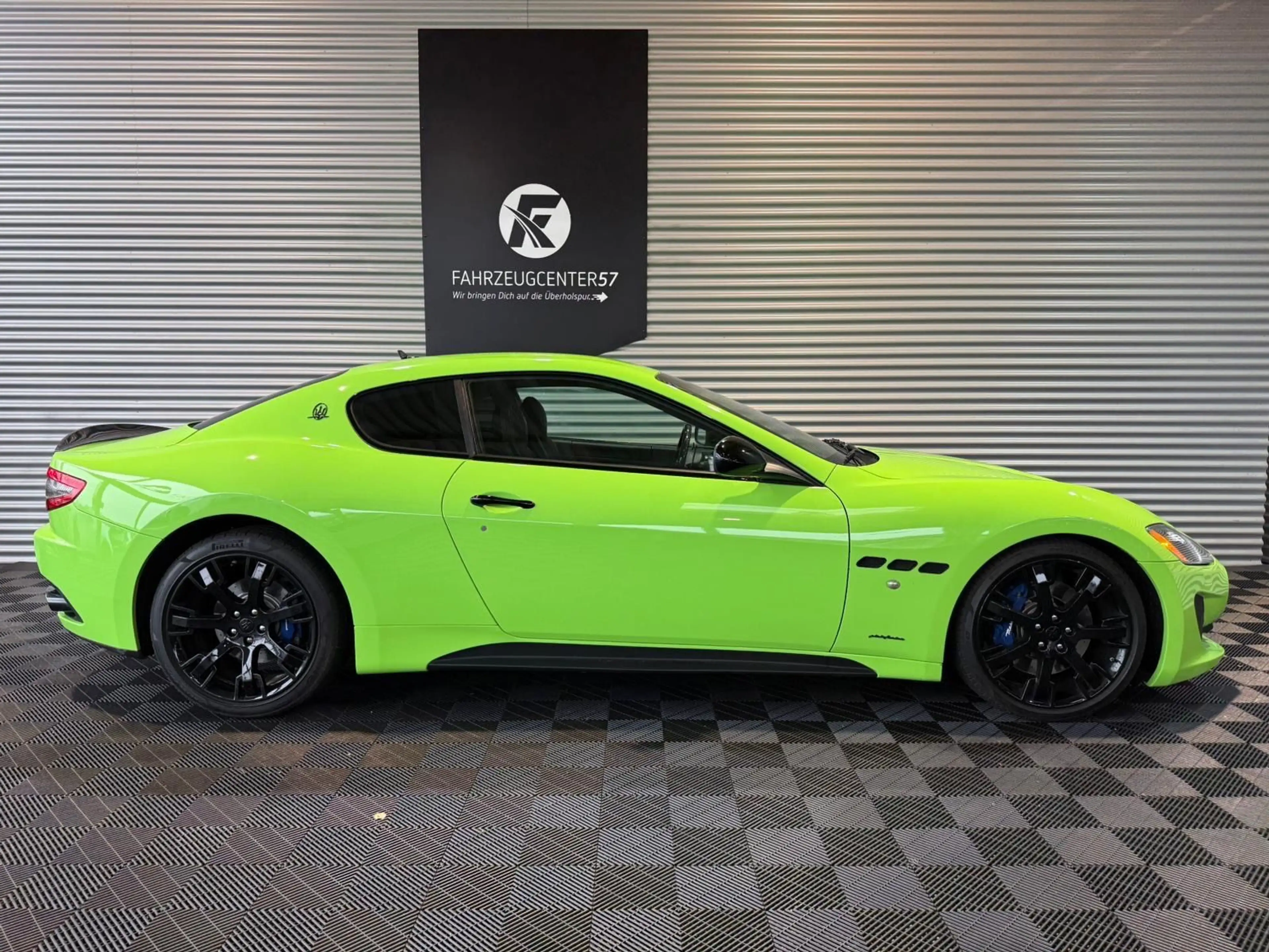 Maserati GranTurismo GranTurismo S 4.7L V8/PDC/NAVI/SHZ/BOSE — photo 6