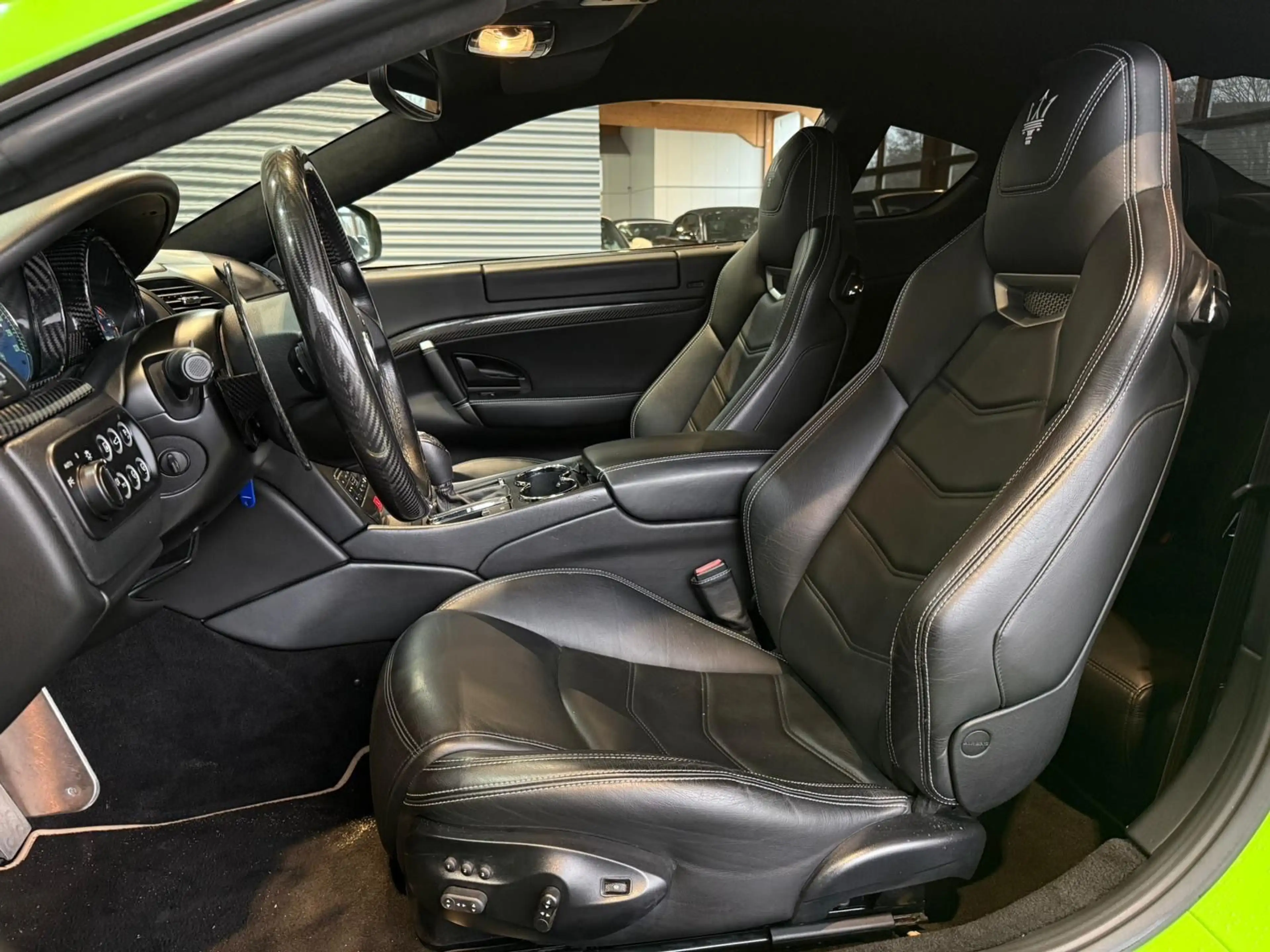 Maserati GranTurismo GranTurismo S 4.7L V8/PDC/NAVI/SHZ/BOSE — photo 11