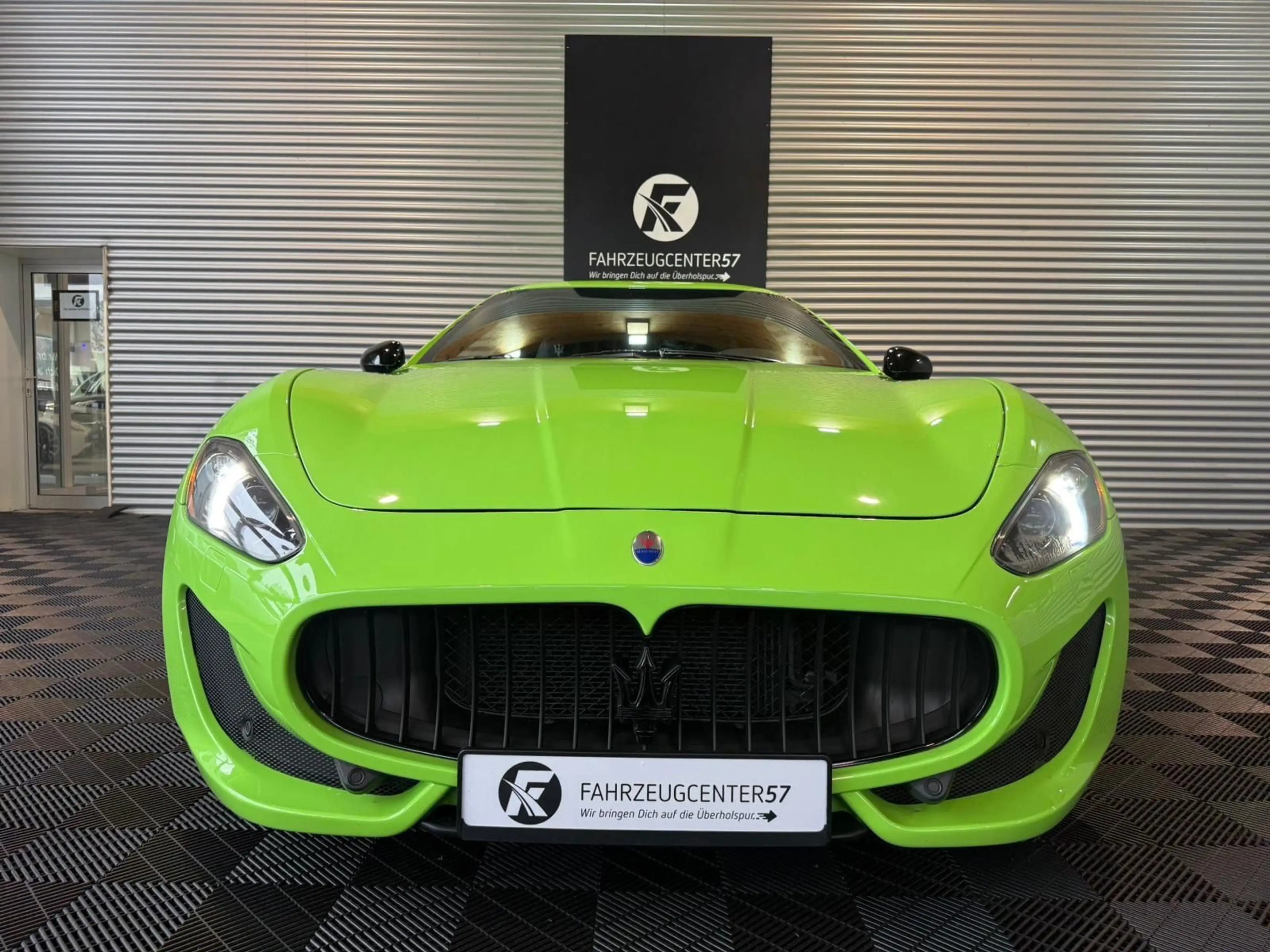 Maserati GranTurismo GranTurismo S 4.7L V8/PDC/NAVI/SHZ/BOSE — photo 5