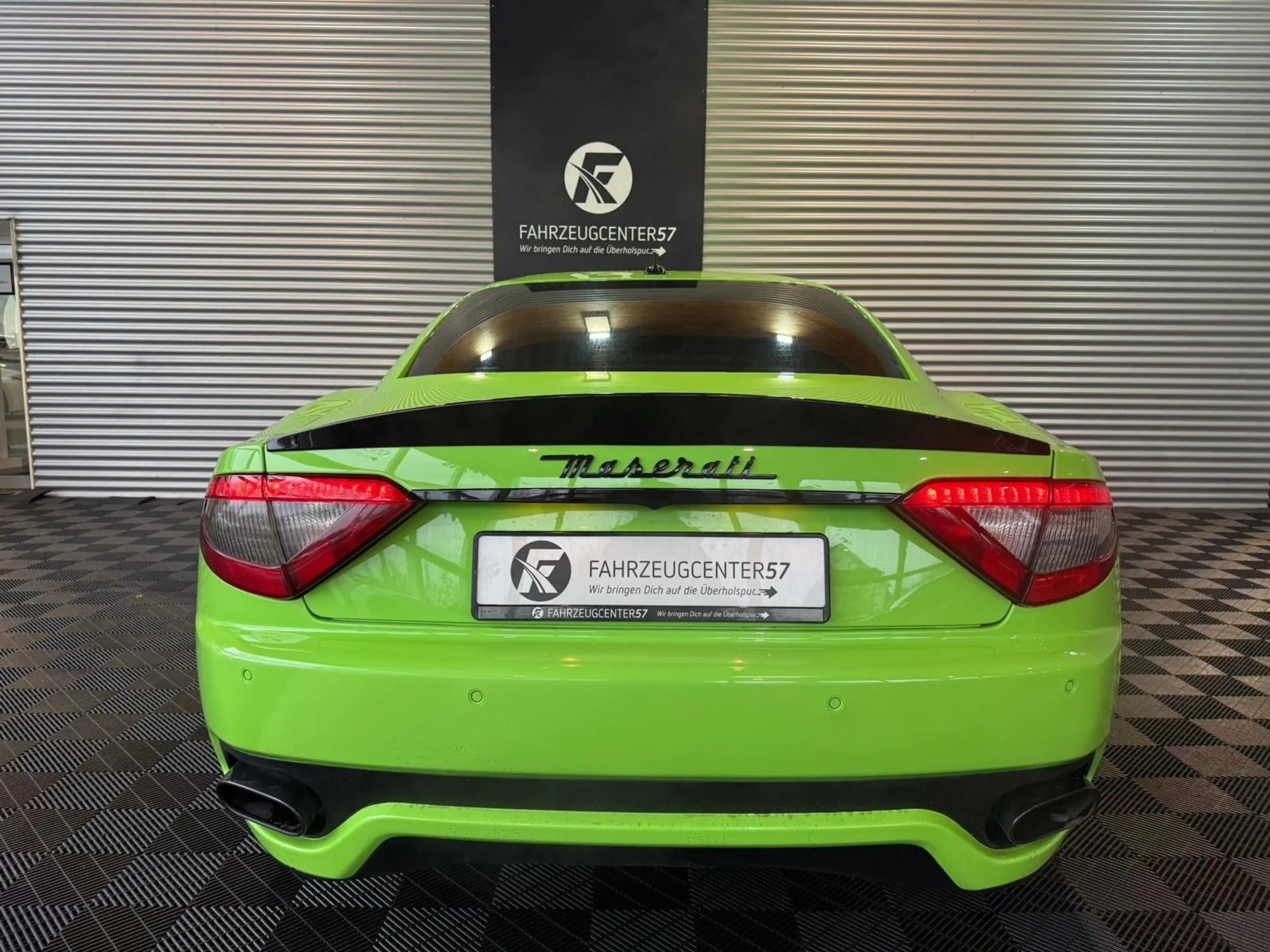 Maserati GranTurismo GranTurismo S 4.7L V8/PDC/NAVI/SHZ/BOSE — photo 9