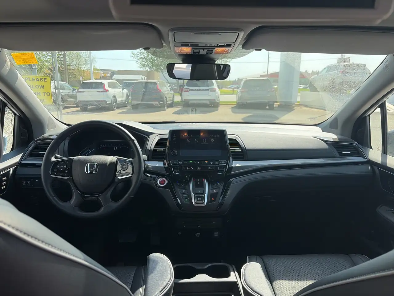 Honda Odyssey снимка Honda Odyssey