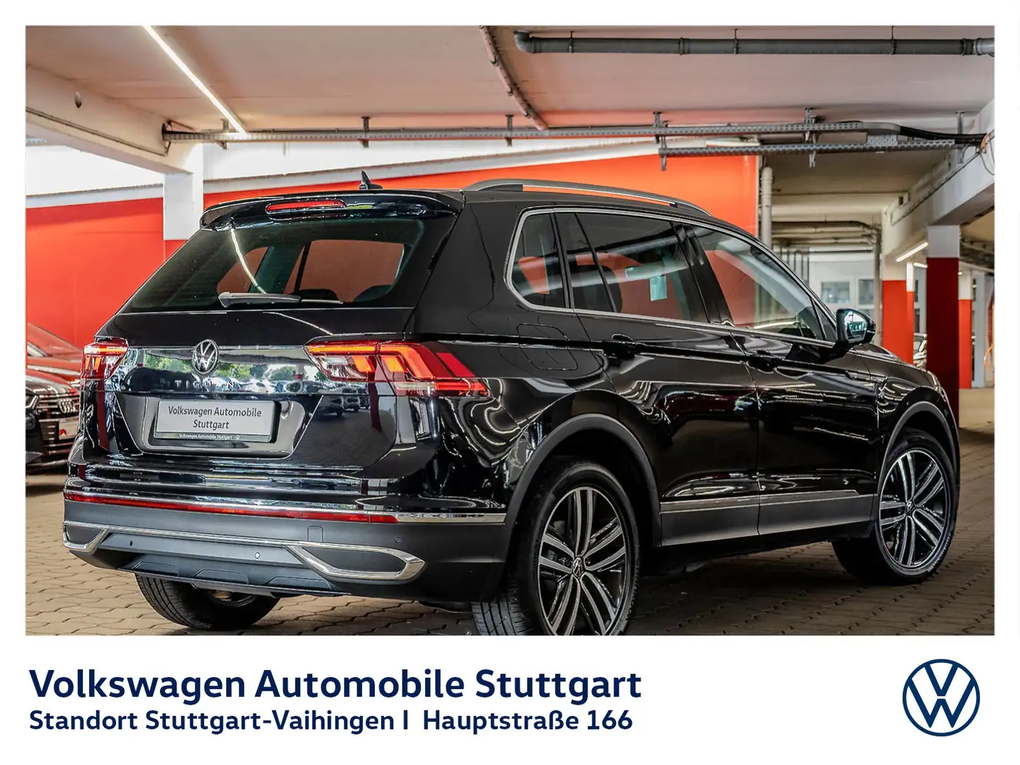 Volkswagen Tiguan Life 2.0 TDI DSG AHK SHZ Navi Schwarz - 2