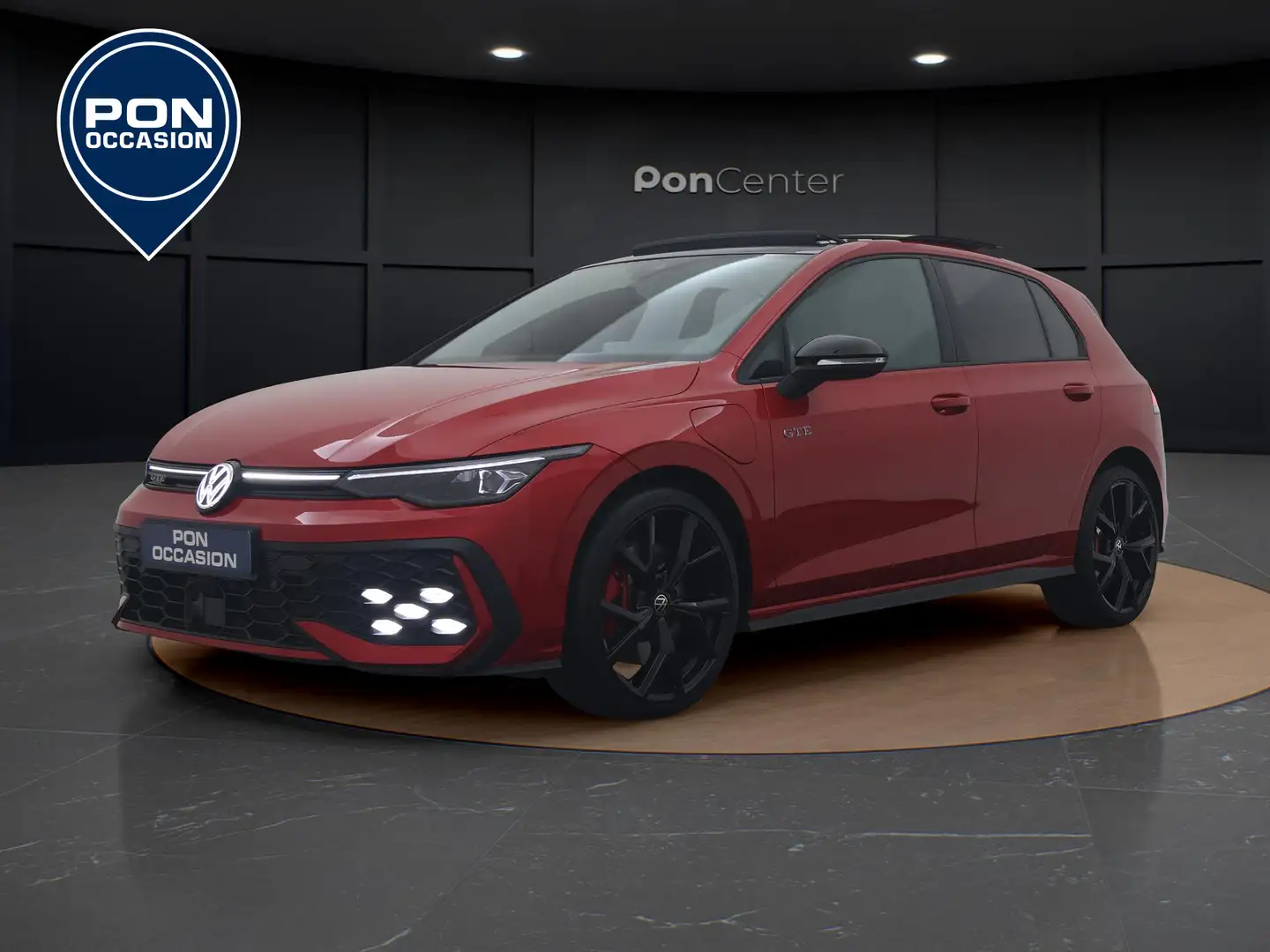 Volkswagen Golf GTE 1.5 eHybrid 272 PK | Pano Dak | HUD | Trekhaak | K Rouge - 1