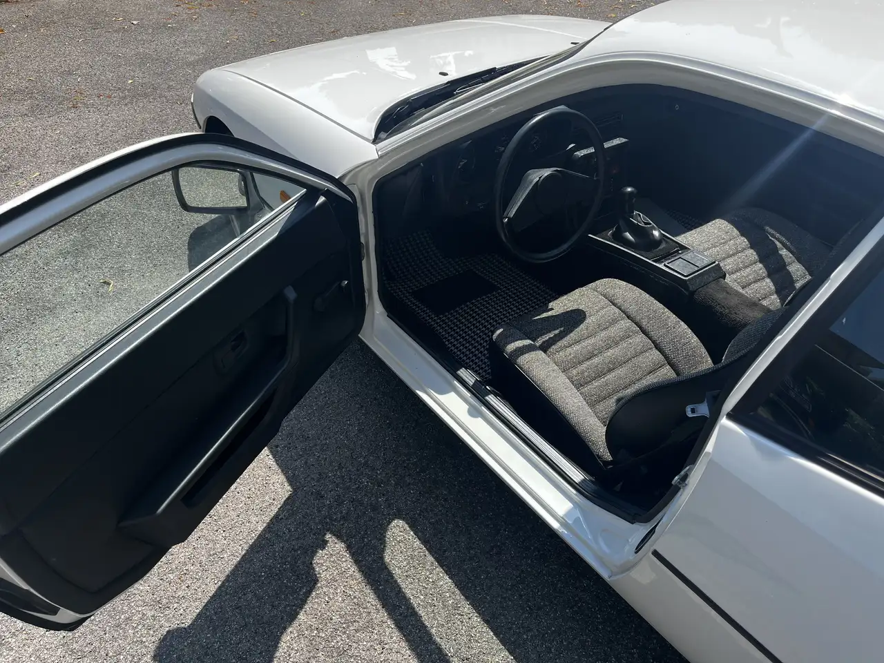 Porsche 924 2.0, foto 8