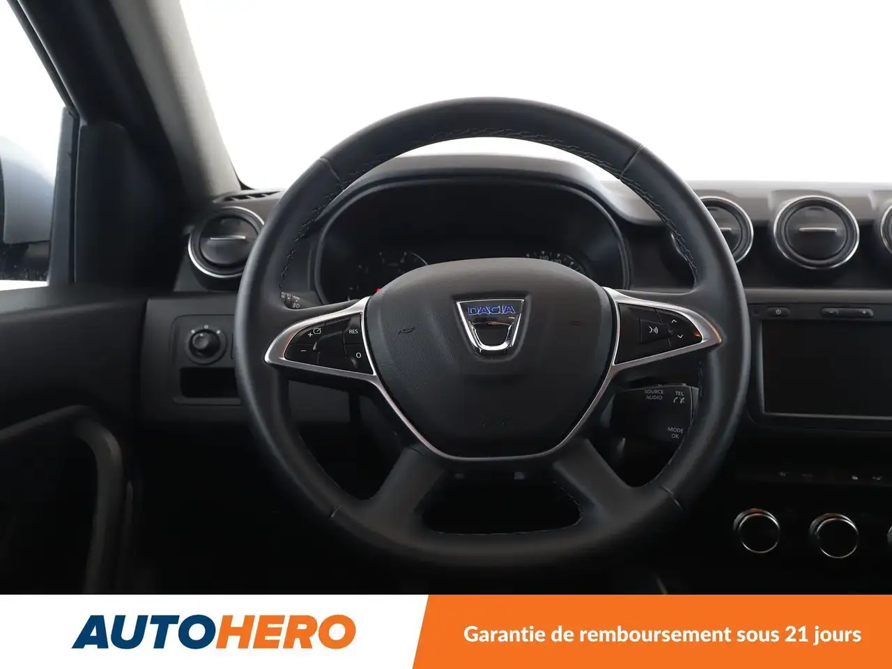 Dacia Duster — photo 19