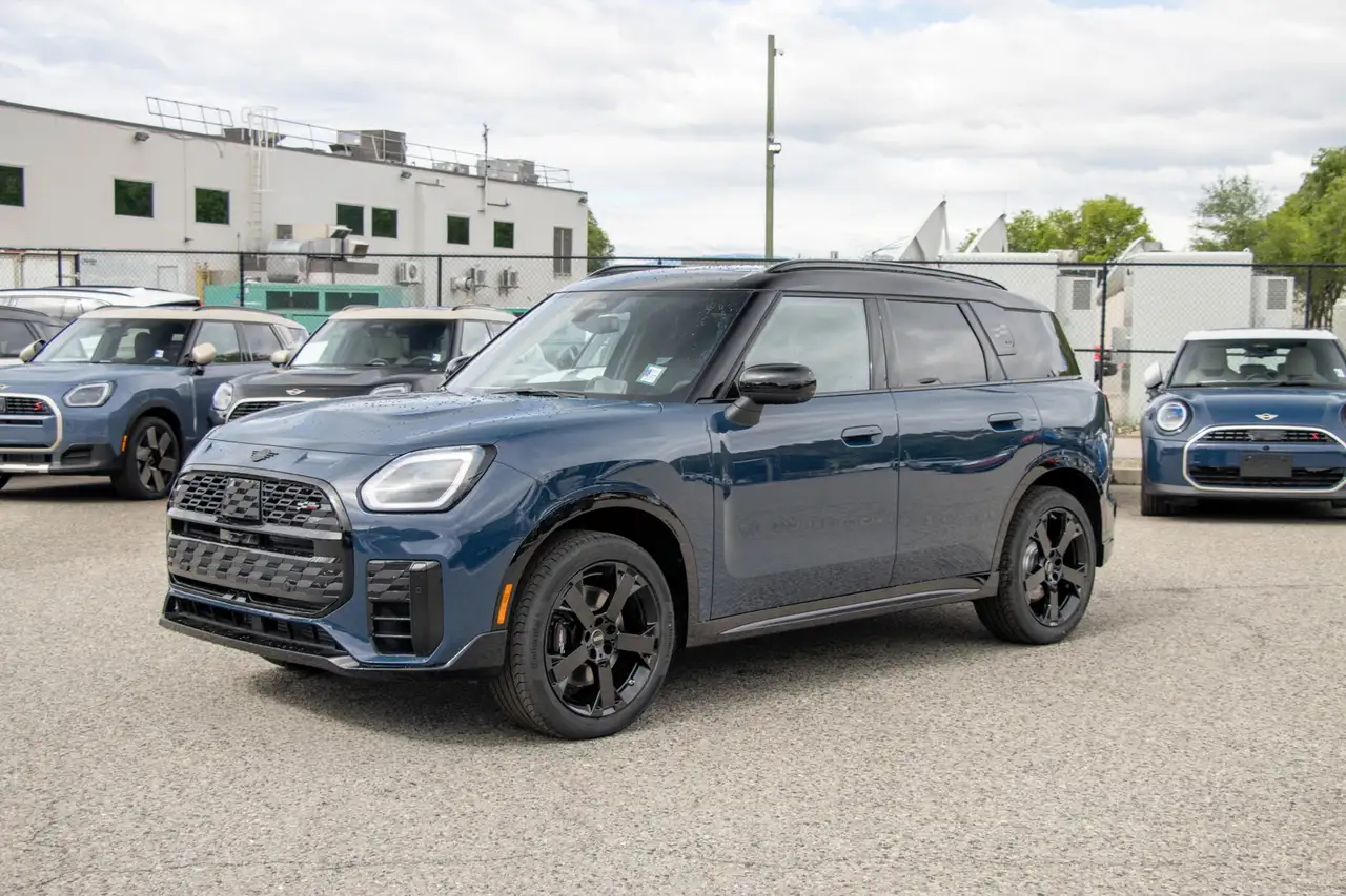 MINI Countryman снимка MINI Countryman