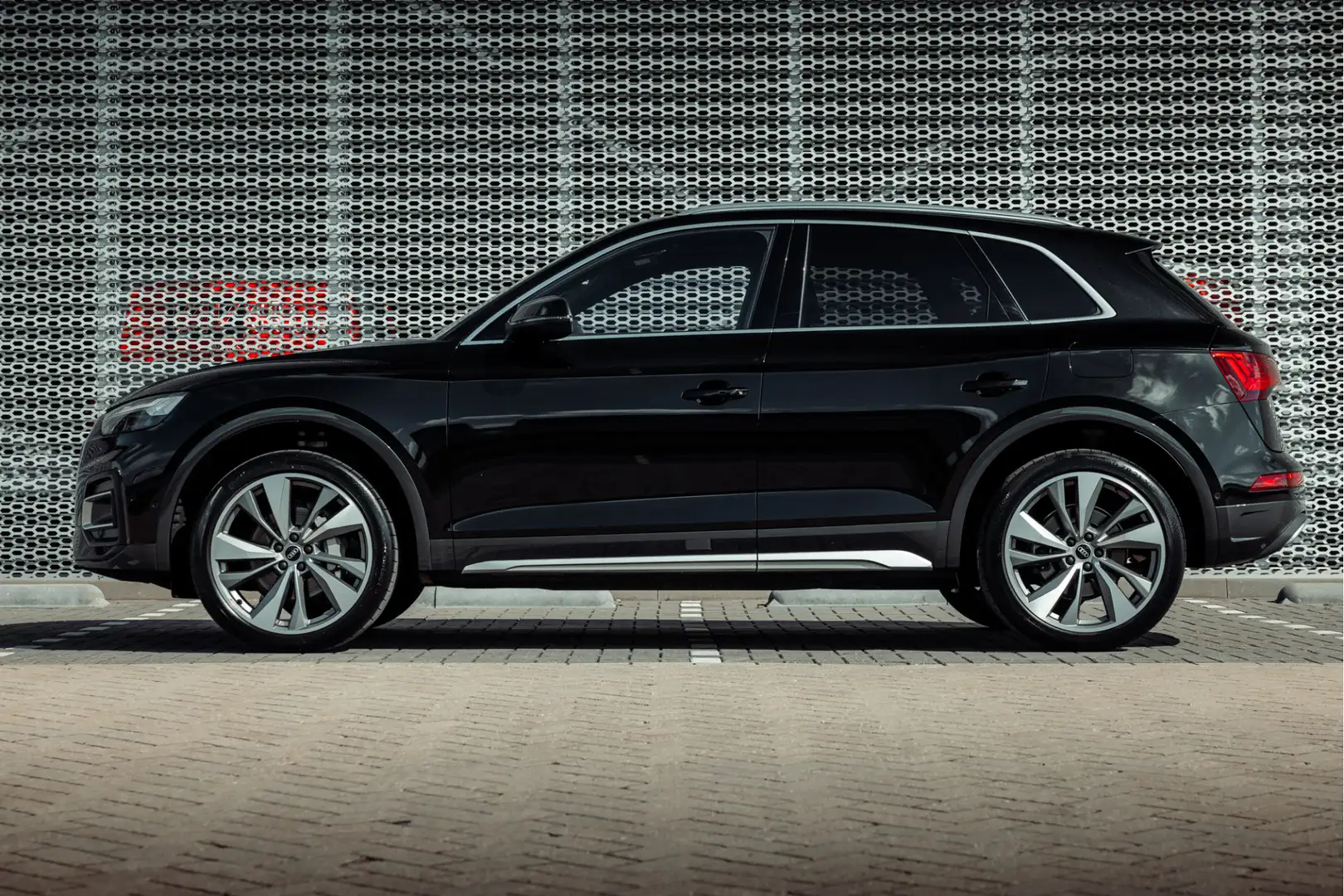 Audi Q5 50 TFSI e 299pk quattro Advanced | Panoramadak | M Black - 2