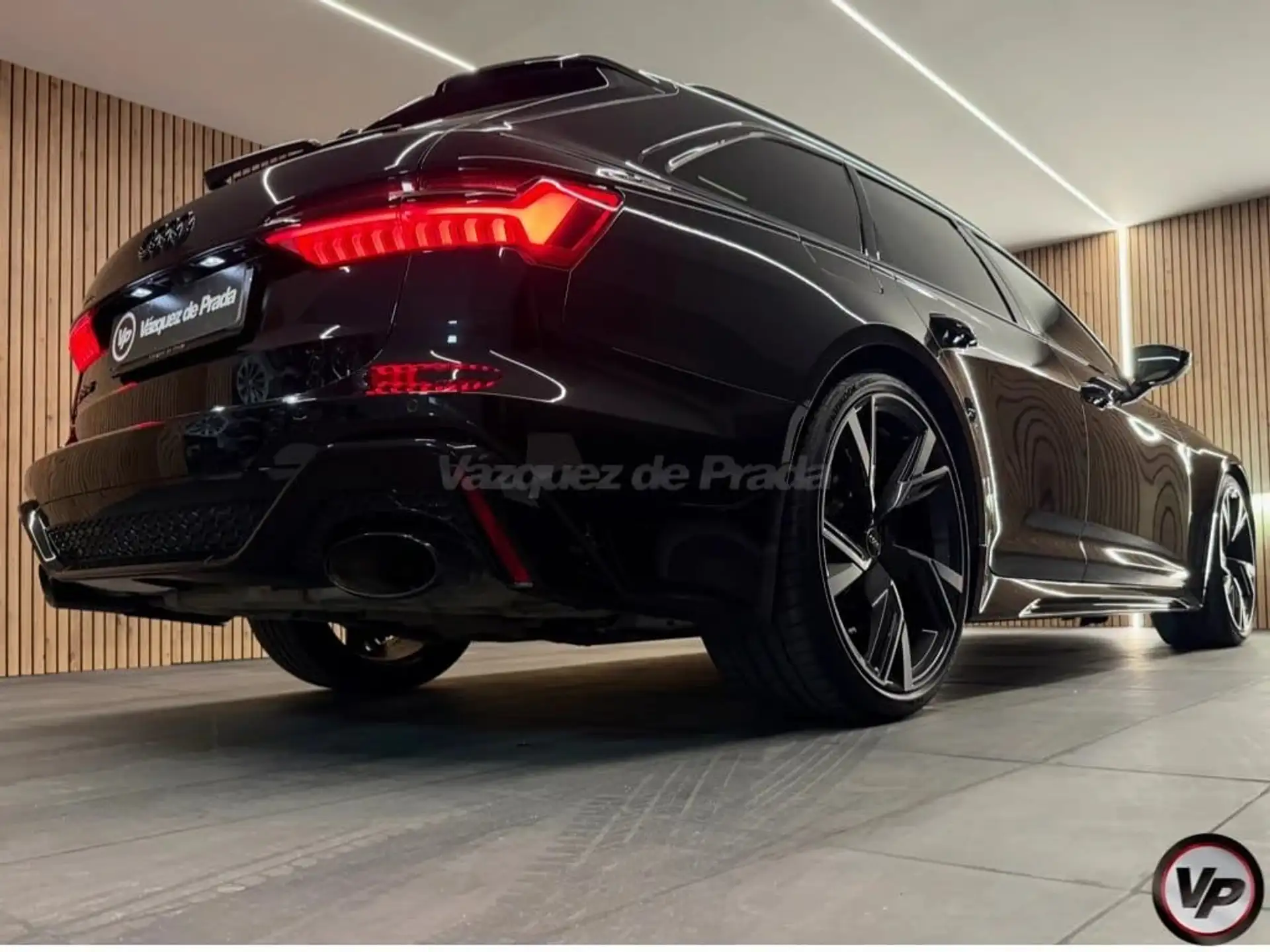 아우디 Audi RS6 4.0 TFSI 2020 검정 사진 2
