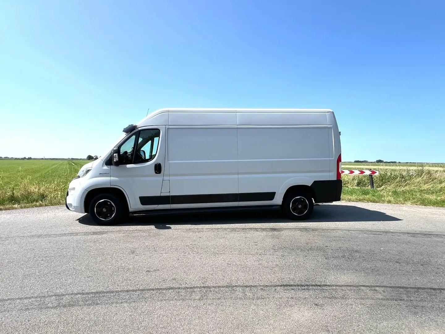 Fiat Ducato Ducato 33 2.3 MJ L3H2 Luxury Pro Wit - 2
