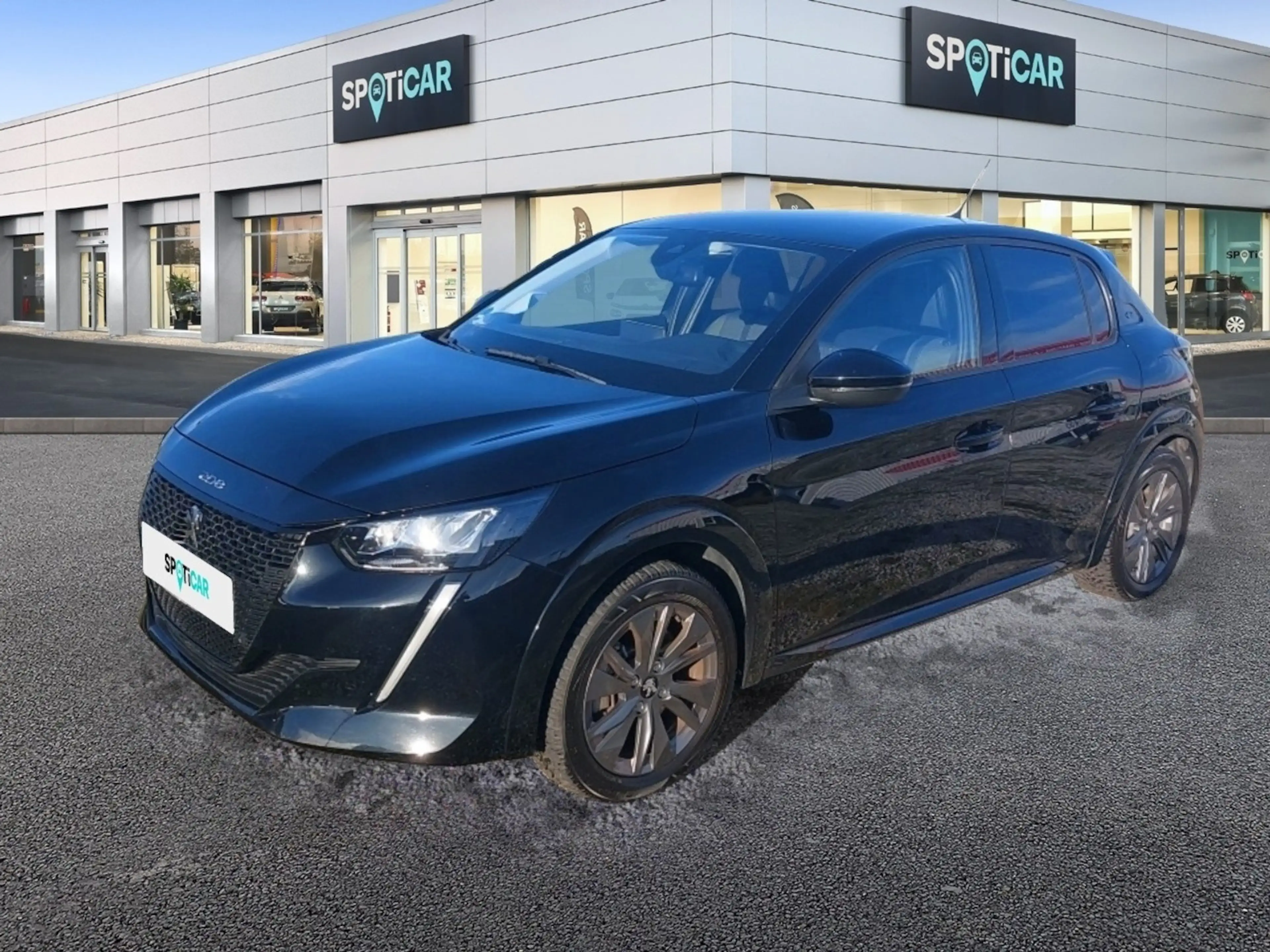 Peugeot e-208 Allure Pack 136 ´´ Navi/ Shzg/ Keyless+´´
