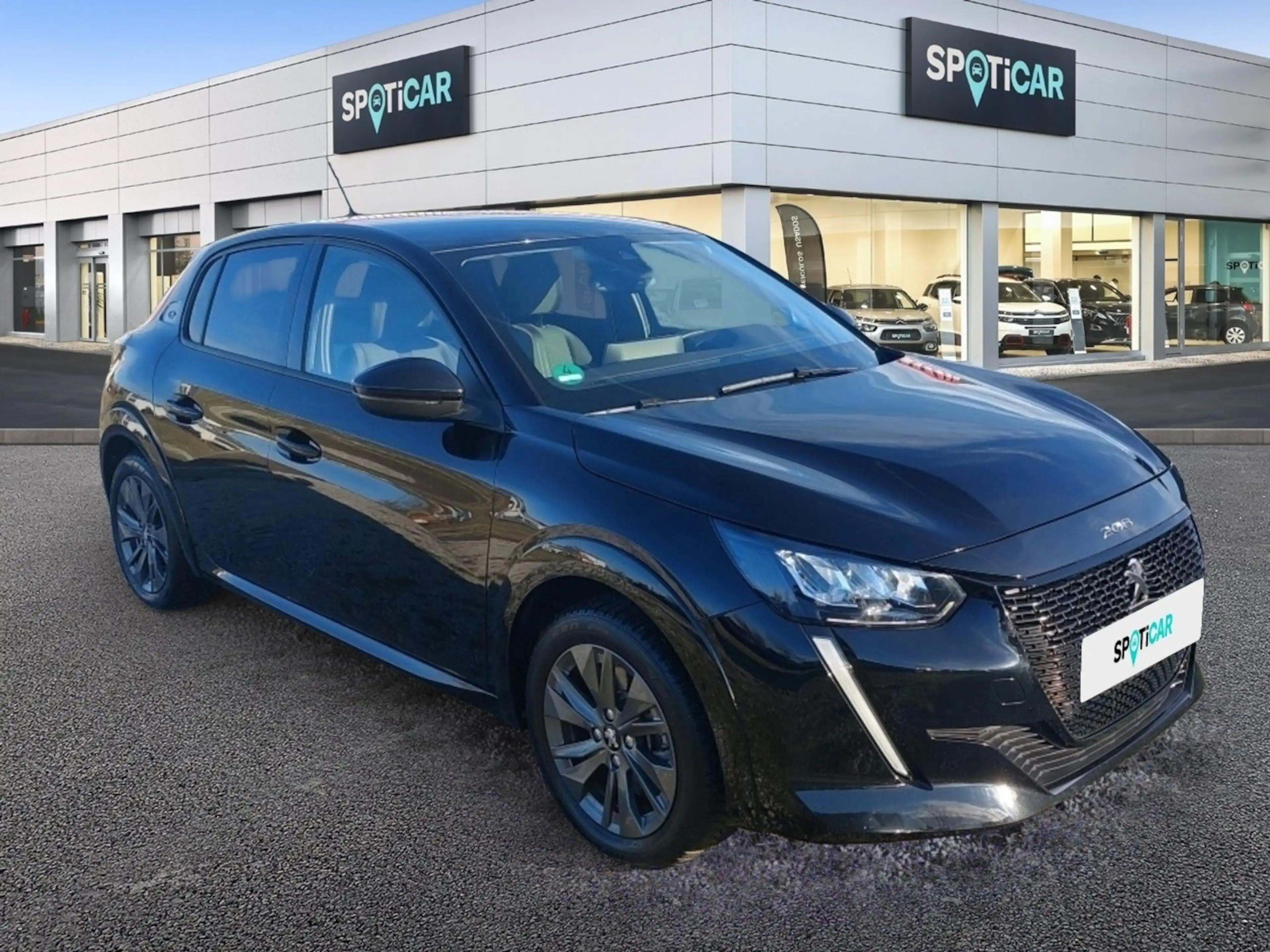 Peugeot e-208 Allure Pack 136 ´´ Navi/ Shzg/ Keyless+´´ — photo 2