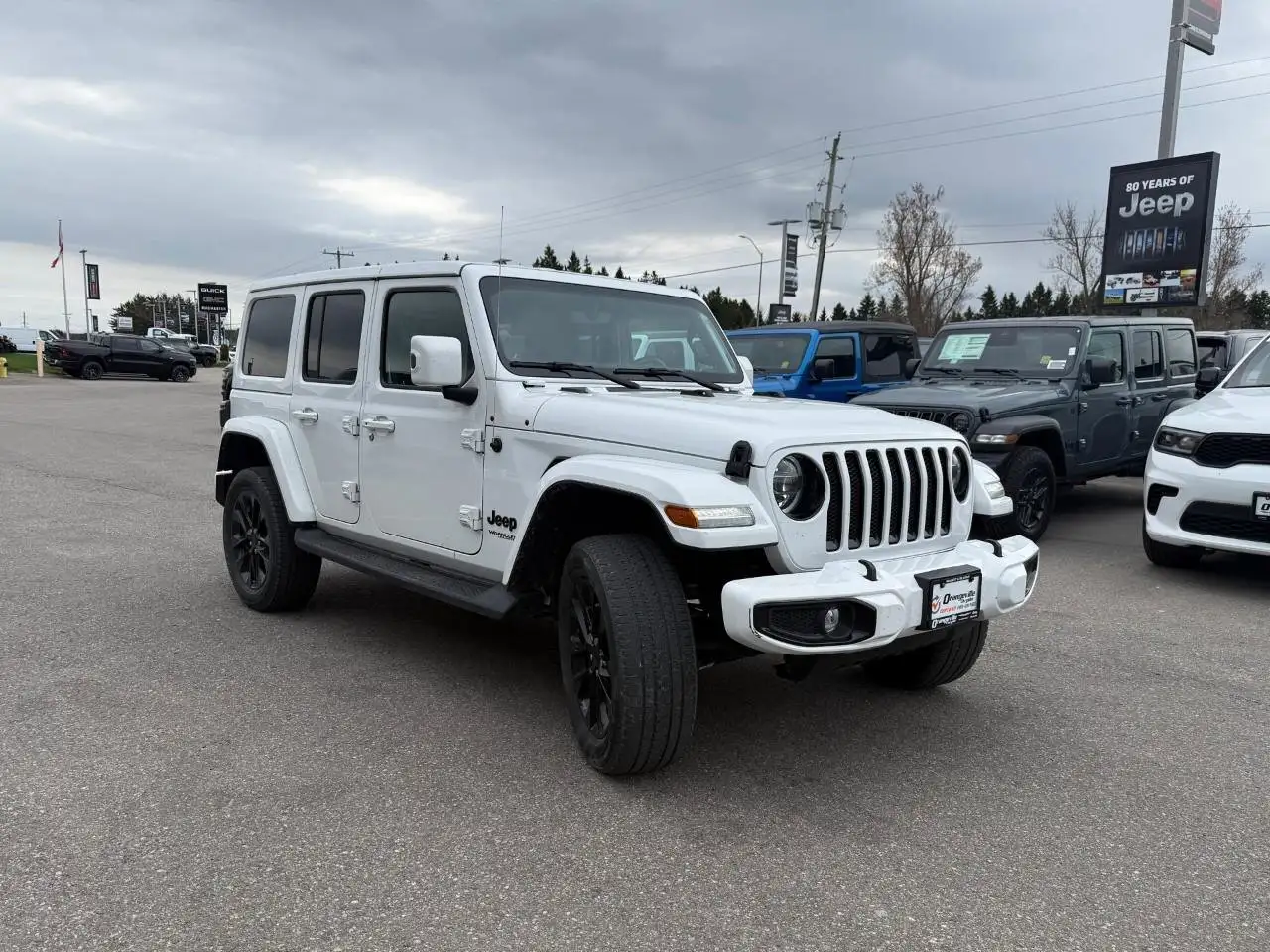 Jeep Wrangler снимка Jeep Wrangler