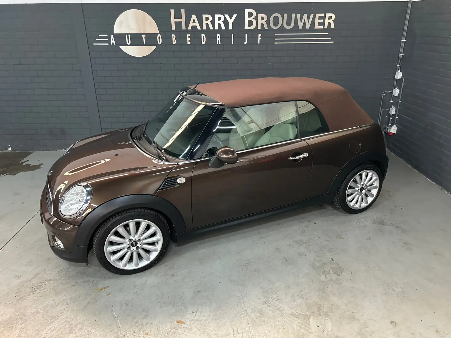 MINI Cooper Cabrio Mini 1.6 Chili, perfecte kleurcombinatie. alle boe Brun - 2