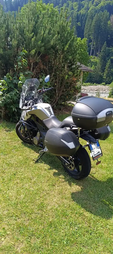 CFMOTO 650 MT Wit - 2
