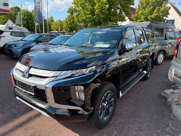 DOPPELKABINE 4WD HARDTOP LEDER NAVI AHK