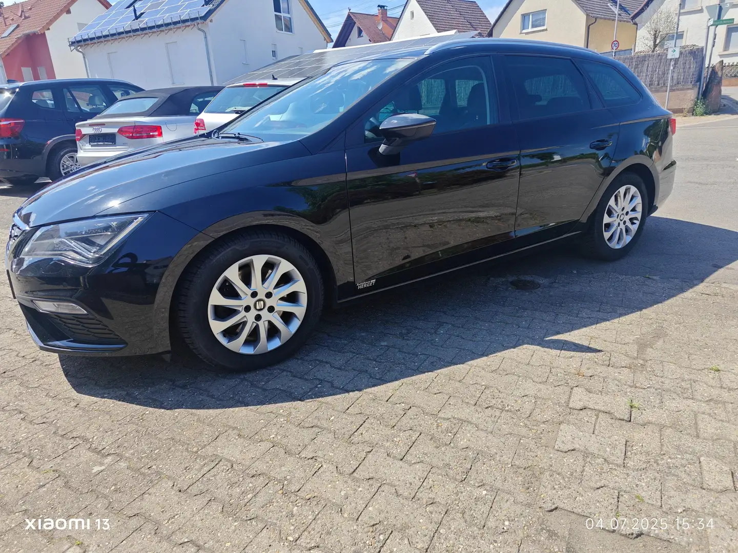 SEAT Leon FR,HU/AU 03/27,scheckheft gepflegt,AHK abnehmbar Schwarz - 1