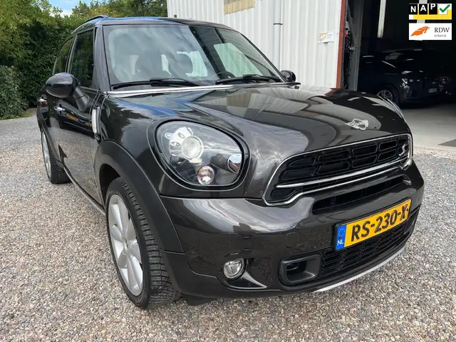 MINI Cooper S Countryman Mini 1.6 ALL4 Chili LEER.NAVI.XENON!