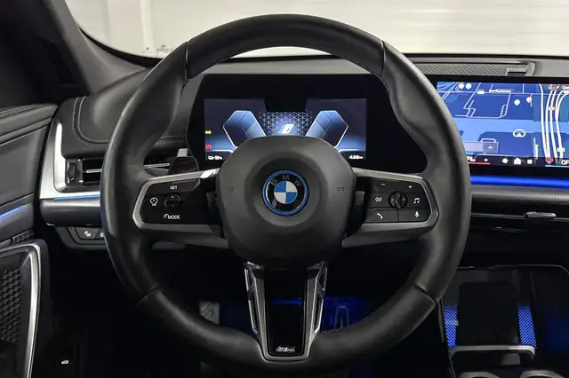 BMW Ix1 view 11
