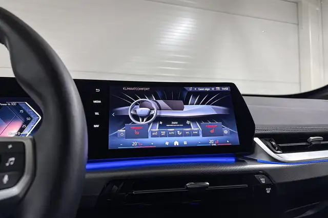 BMW Ix1 view 14