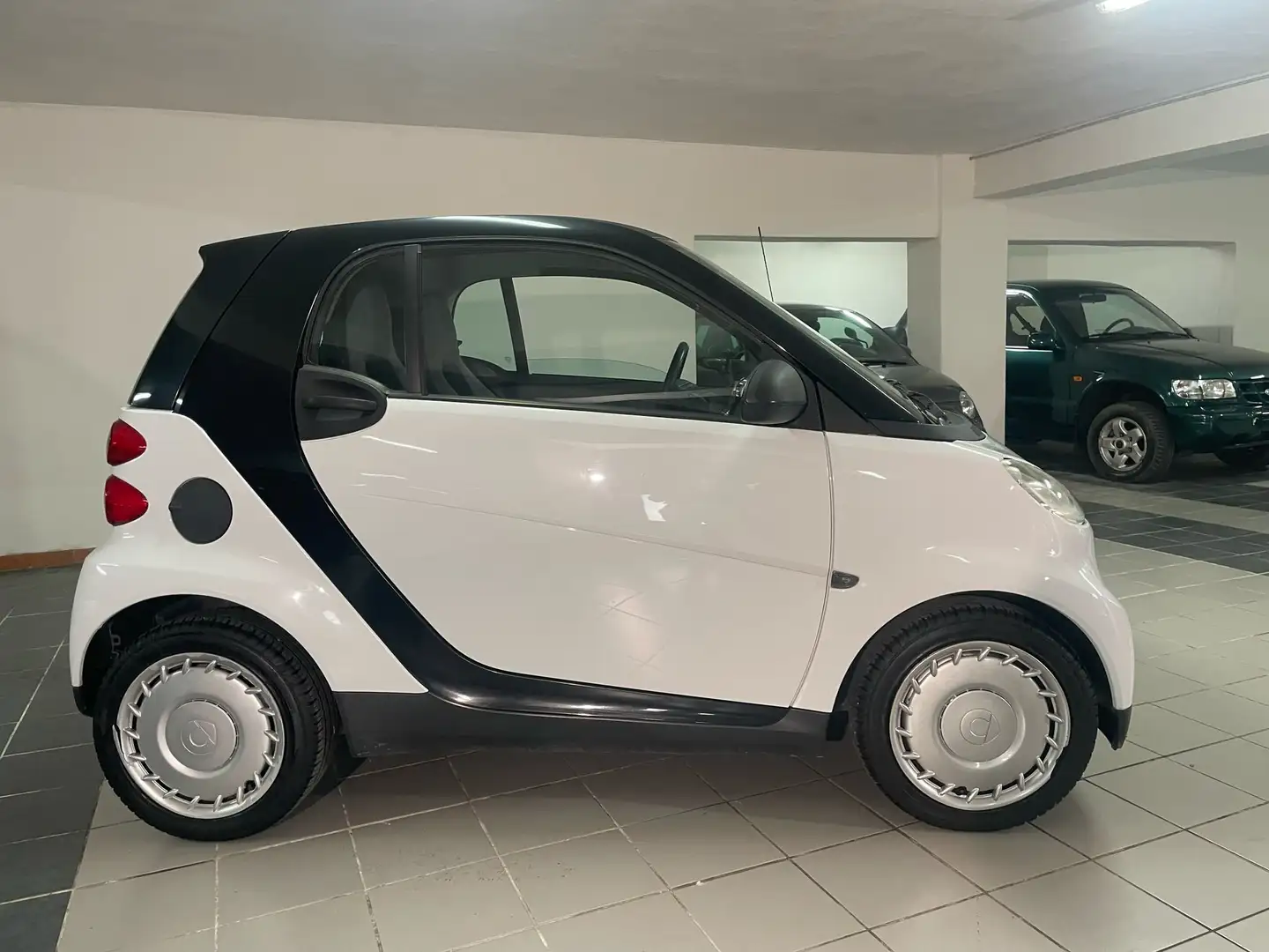 smart forTwo Fortwo 1.0 mhd Passion 71cv Bianco - 2