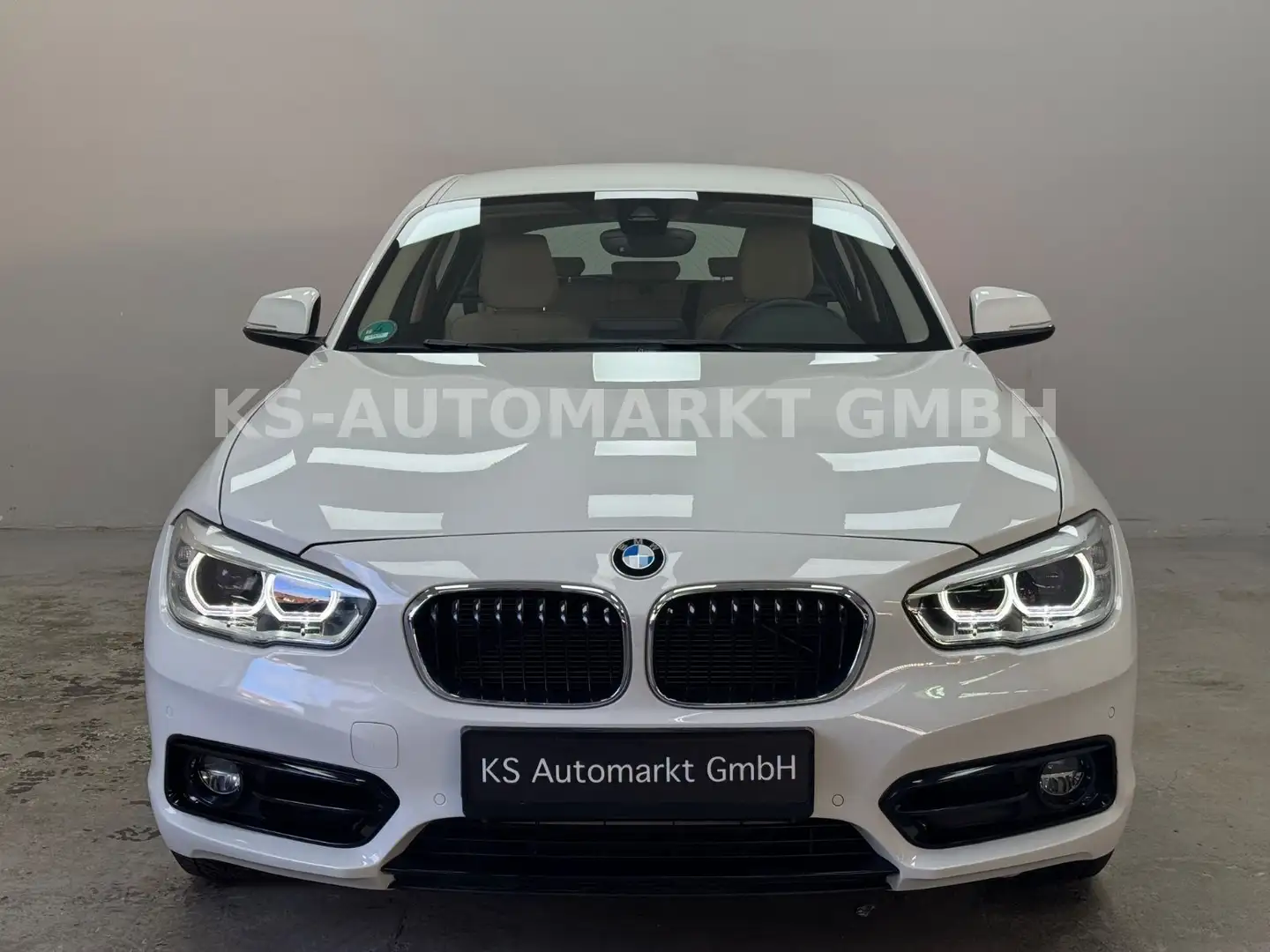 BMW 120 d Sport Line*Automatik*Navi*Leder*LED*PDC* Weiß - 2
